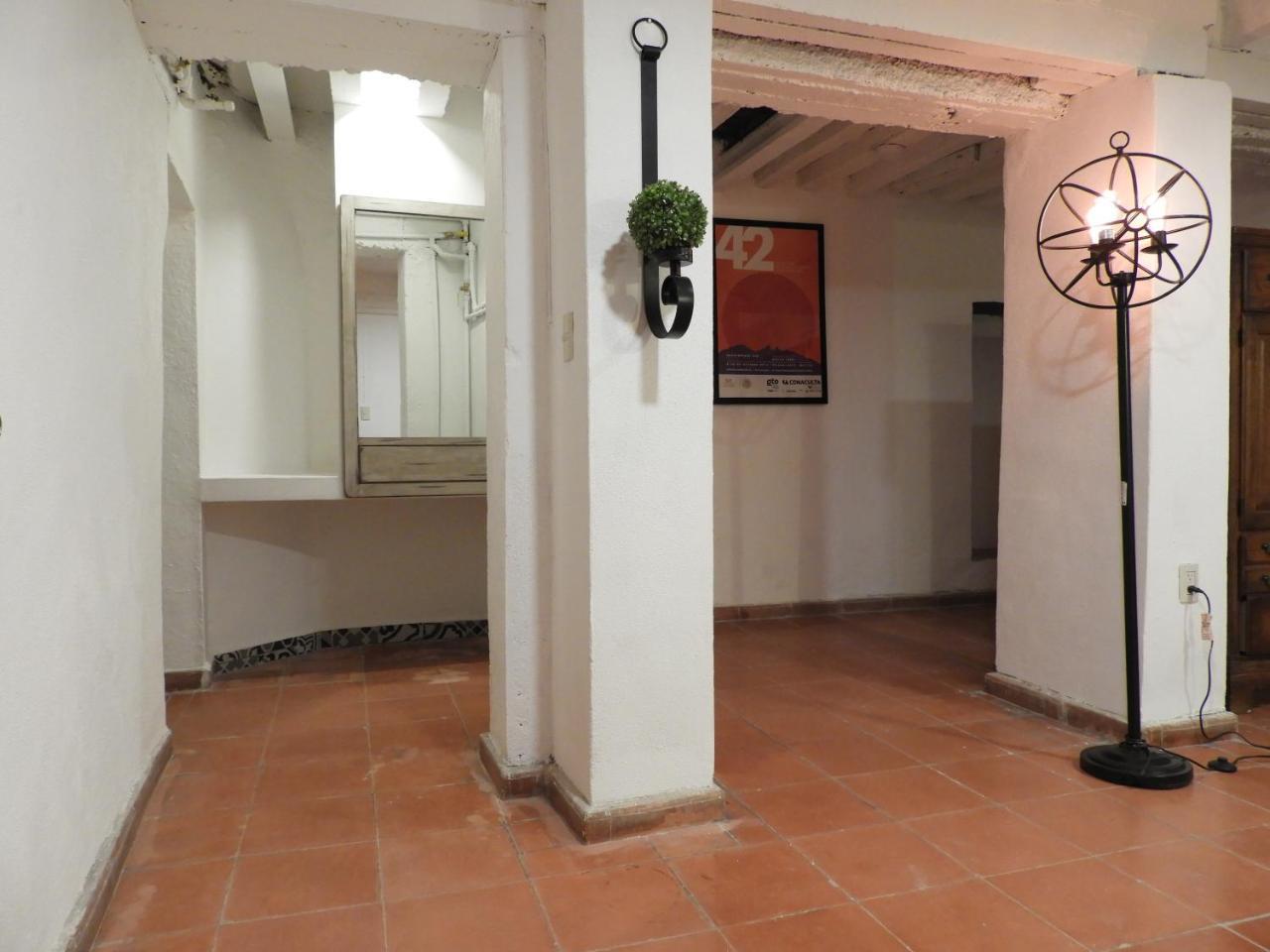 El Rincon De Cervantes Secret House By Lunian Guanajuato Luaran gambar